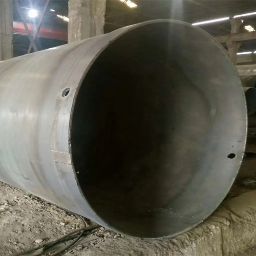 选择阿拉善盟钢护筒的材质时，主要考虑哪些因素